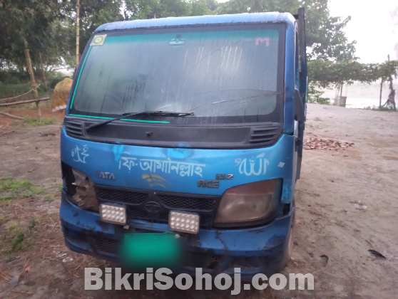TATA EX2 PICKUP